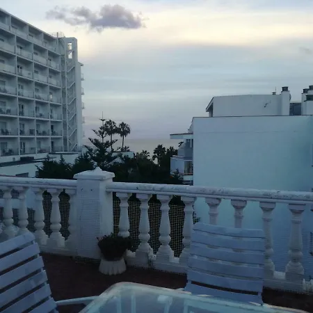 Carihuela Con Terraza Sun&beach * 托雷莫利诺斯